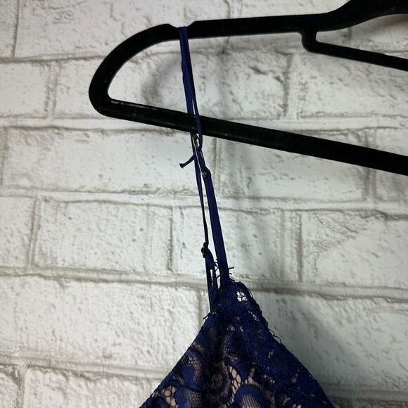 StyleStalker Dress Blue Lace Mini Party Cocktail Sleeveless Floral V Neck Navy S - Picture 8 of 12